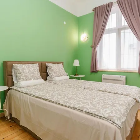 Elsor Apartament *